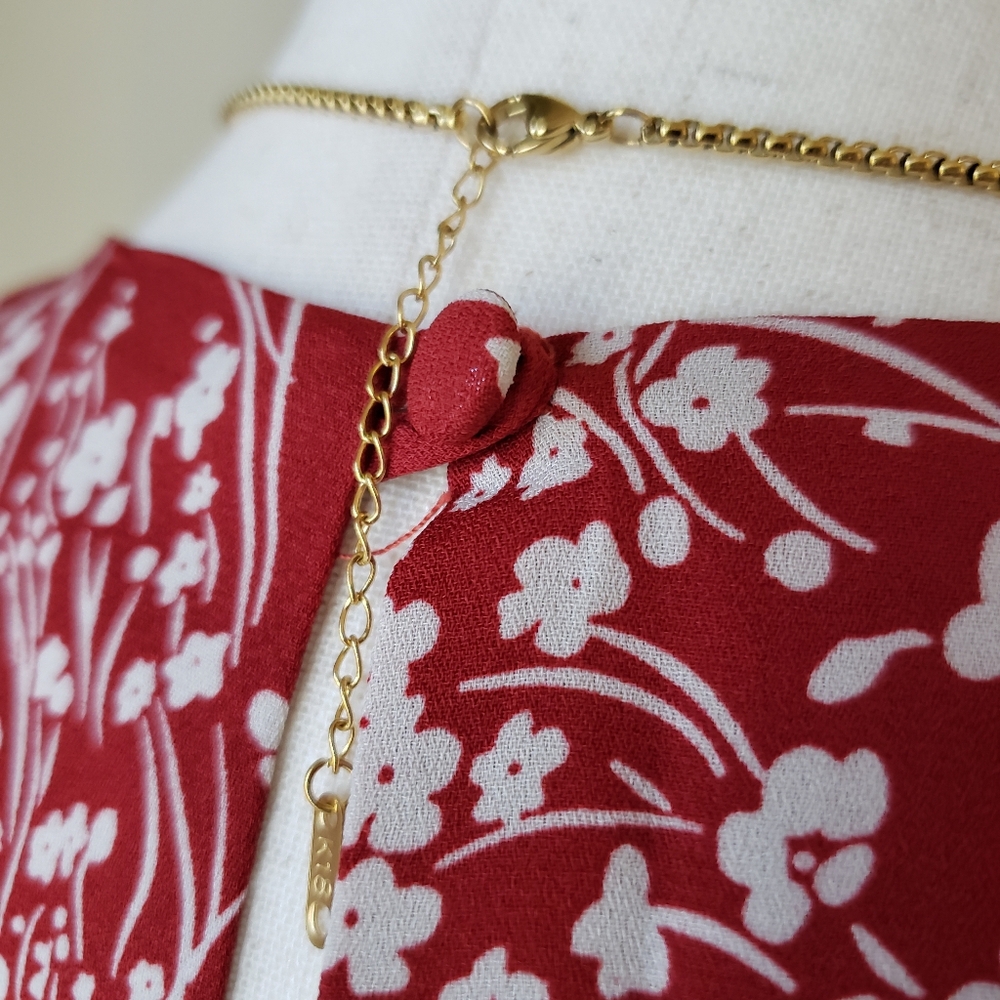 Red Floral Smocked Puff Sleeve Midi Dress - Picture 6 of 15